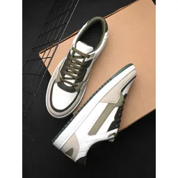 The Roadster Lifestyle Co. Men White Round Toe Sneakers