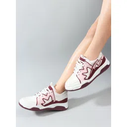 The Roadster Lifestyle Co. Women 3D Fit Lace Up Sports Shoes