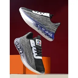 The Roadster Lifestyle Co. Women Black &  White Textured Lightweight Running Shoes