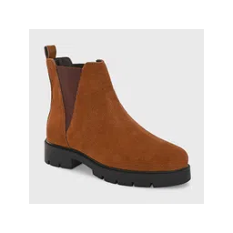 The Roadster Lifestyle Co Women Block-Heeled Chelsea Boots
