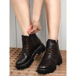 The Roadster Lifestyle Co Women Block-Heeled Chunky Boots