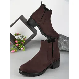 The Roadster Lifestyle Co. Women Brown Block-Heeled Chelsea Boots