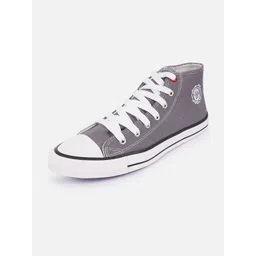 The Roadster Lifestyle Co Women Casual Sneakers