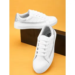 The Roadster Lifestyle Co. Women Casual Sneakers