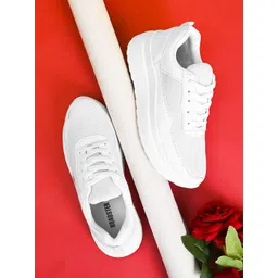 The Roadster Lifestyle Co Women Casual Sneakers