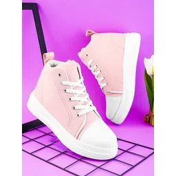 The Roadster Lifestyle Co. Women Classic Sneakers