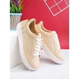 The Roadster Lifestyle Co Women Colorblocked Casual Sneakers