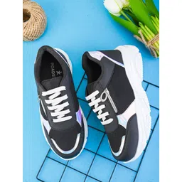 The Roadster Lifestyle Co Women Colourblocked Laceup Sneakers