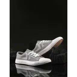 The Roadster Lifestyle Co. Women Grey Colourblocked Lightweight Casual Sneakers