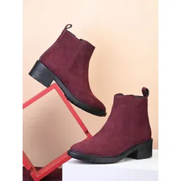 The Roadster Lifestyle Co. Women Heeled Chelsea Boots