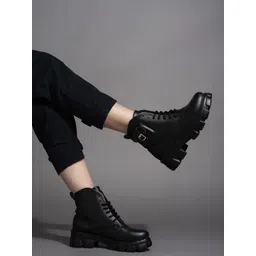 The Roadster Lifestyle Co Women Heeled Mid-Top Chunky Regular Boots