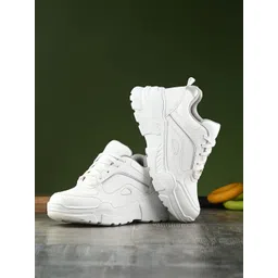 The Roadster Lifestyle Co Women Lightweight Casual Sneakers