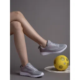 The Roadster Lifestyle Co Women Lightweight Lace-Ups Sports Shoes