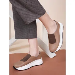 The Roadster Lifestyle Co Women Patterned  Casual Slip-On Sneakers