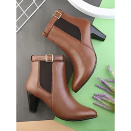 The Roadster Lifestyle Co Women Pointed Toe Kitten Heel Regular Boots