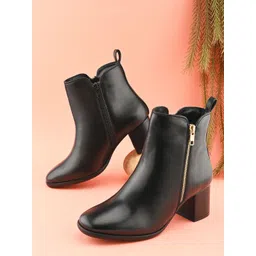 The Roadster Lifestyle Co. Women Round Toe Block Heel Boots
