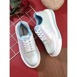 The Roadster Lifestyle Co Women Round Toe Lightweight Lace-Ups Sneakers