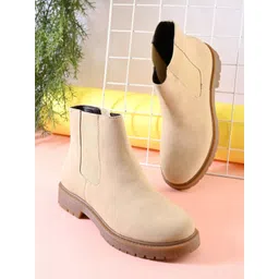 The Roadster Lifestyle Co Women Round Toe Outdoor Chunky Sole Chelsea Boots