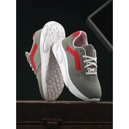 The Roadster Lifestyle Co. Women Textured Lightweight Sneakers