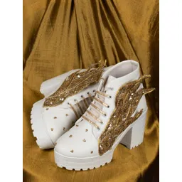 The Saree Sneakers Women Lace-Ups Round Toe Sneakers with Ethnic - Embellished