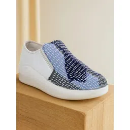 The Saree Sneakers Women Textured Sneakers