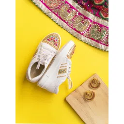 The Saree Sneakers Women Textured Sneakers