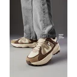 The Souled Store Men Colourblocked Suede Sneakers