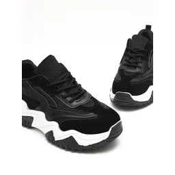 The White Pole Women's Black Casual Sneakers