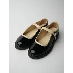 Theater Apparel Women Colourblocked Slip-On Sneakers