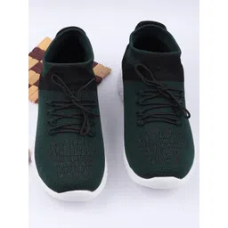 TPENT Men Anti Odour Slip-On Running Shoes