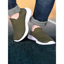 TPENT Men Textured Breathable Lightweight Slip-On Walking Sneakers