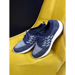 TPENT Men Woven Design Comfort Insole Antibacterial Contrast Sole Mesh Sneakers