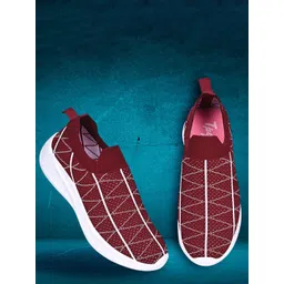 TPENT Women Lightweight Mesh Slip-On Sneakers