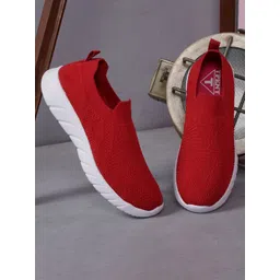 TPENT Women Red Woven Design Slip-On Sneakers