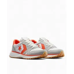 Trainer Low  Top Sneaker