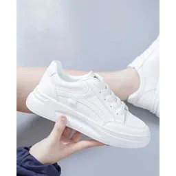 Training & Gym Shoes For Women