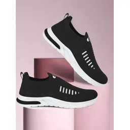 Trendy Casuals Running Shoes For Women