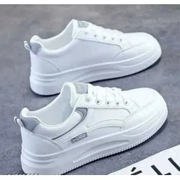 TRENDY FASHONABLE STYLISH TRANING AND GYM SPORT SHOES FOR WOMEN AND GIRLS Training & Gym Shoes For Women