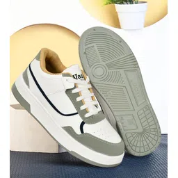 Trendy Outdoor Running/Walking Sneaker Men's And Boys With Comfort Padding Sneakers For Men