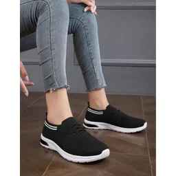 Trendy Sports Shoes for Women's Running, Walking,Daily Wear Slip On Sneakers For Women