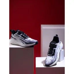 Trenz Men Textured Lace-Up  Running Shoes