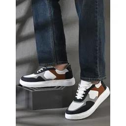 TROTUS Men Sneakers