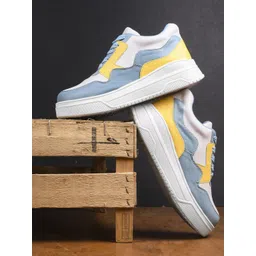 Try Me Women Colourblocked Sneakers