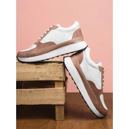 Try Me Women Colourblocked Sneakers