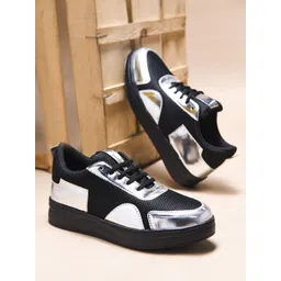 Try Me Women Sneakers