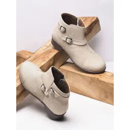 Try Me Women Solid Casual Block-Heeled Chelsea Boots With Buckle Detail