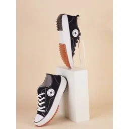 TRYME Men Colourblocked Sneakers