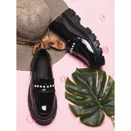 TRYME Women Sneakers