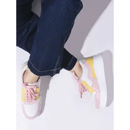 TRYME Women Sneakers