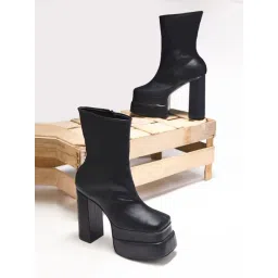 TRYME Women's Black Casual Booties